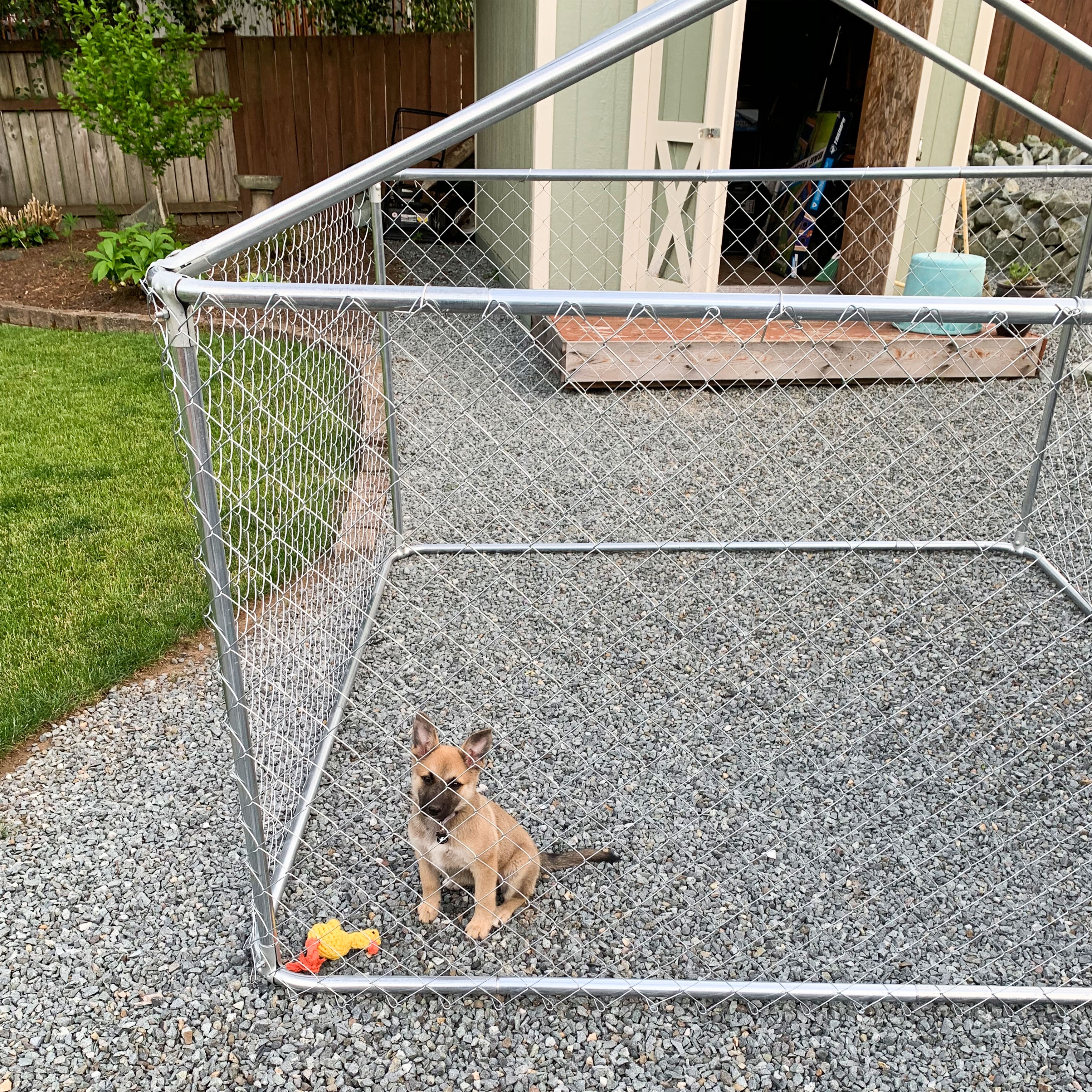 ALEKO Dog Kennel DIY Chain Link Box Kennel With Roof Frame 7.5 x 7.5 x